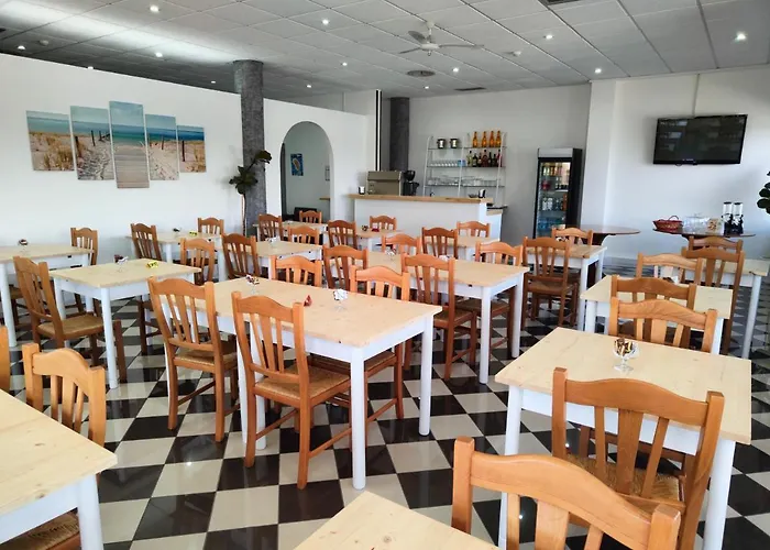 酒店 Baia Del Cigno 托雷圣乔万尼乌