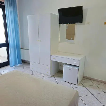 Hotel Baia Del Cigno 3*